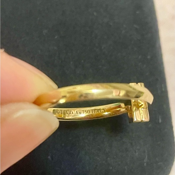 Tiffany & Co. T ring 18k Yellow Gold pave diamond ring size 6 - Picture 5 of 7